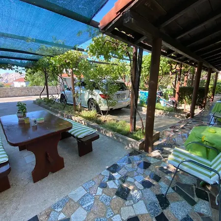 Apartment Velnic Baska (Krk)